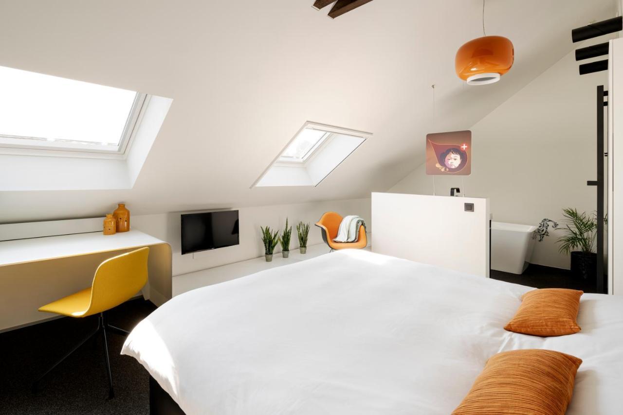 B&B Bed And Beyond Opglabbeek Eksteriør billede